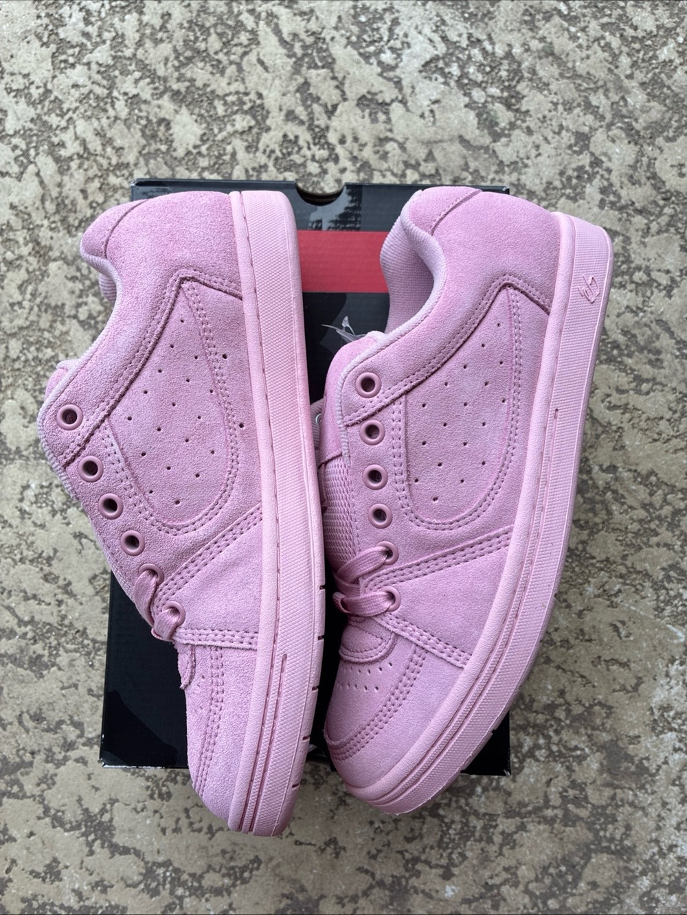 Brand New ES Accel Suede Skate Shoes. Men’s size 9. Extra laces - Picture 2 of 5